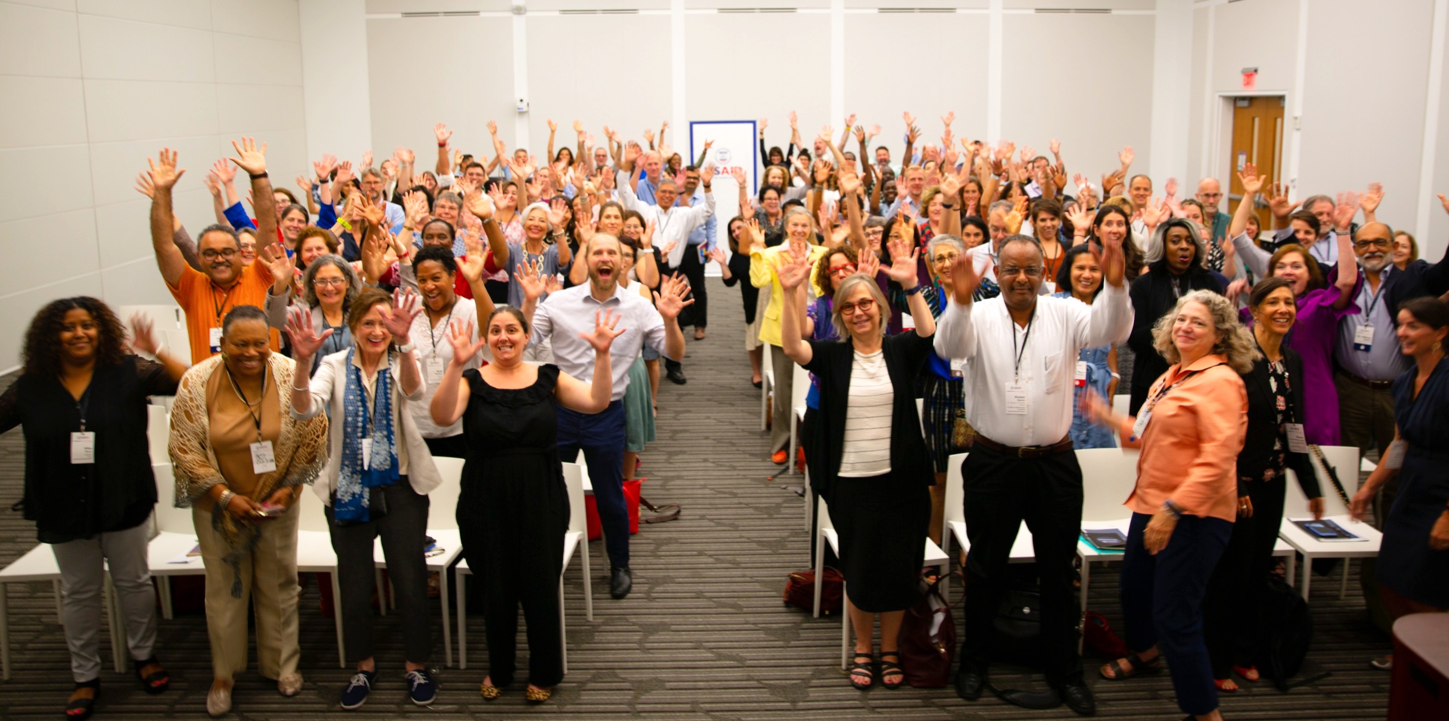 Ningun grupo es demasiado grande para experiencias de formación corporativa o institucional con DTG Spain y La Innovation Kitchen